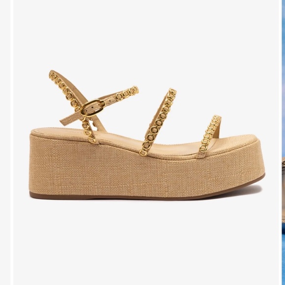 Larroude Gio Milanina Flatform Sandal in Beige Raffia - Picture 2 of 6